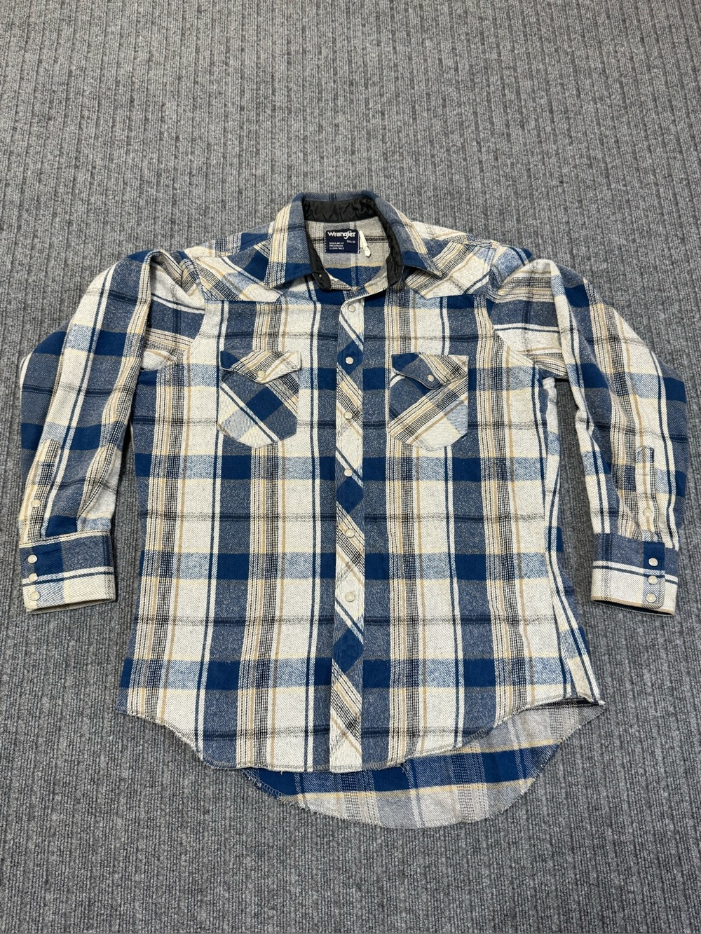 Vintage Wrangler Pearl Snap Flannel 16.5x34